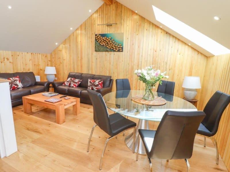 Holiday home The Meeting House